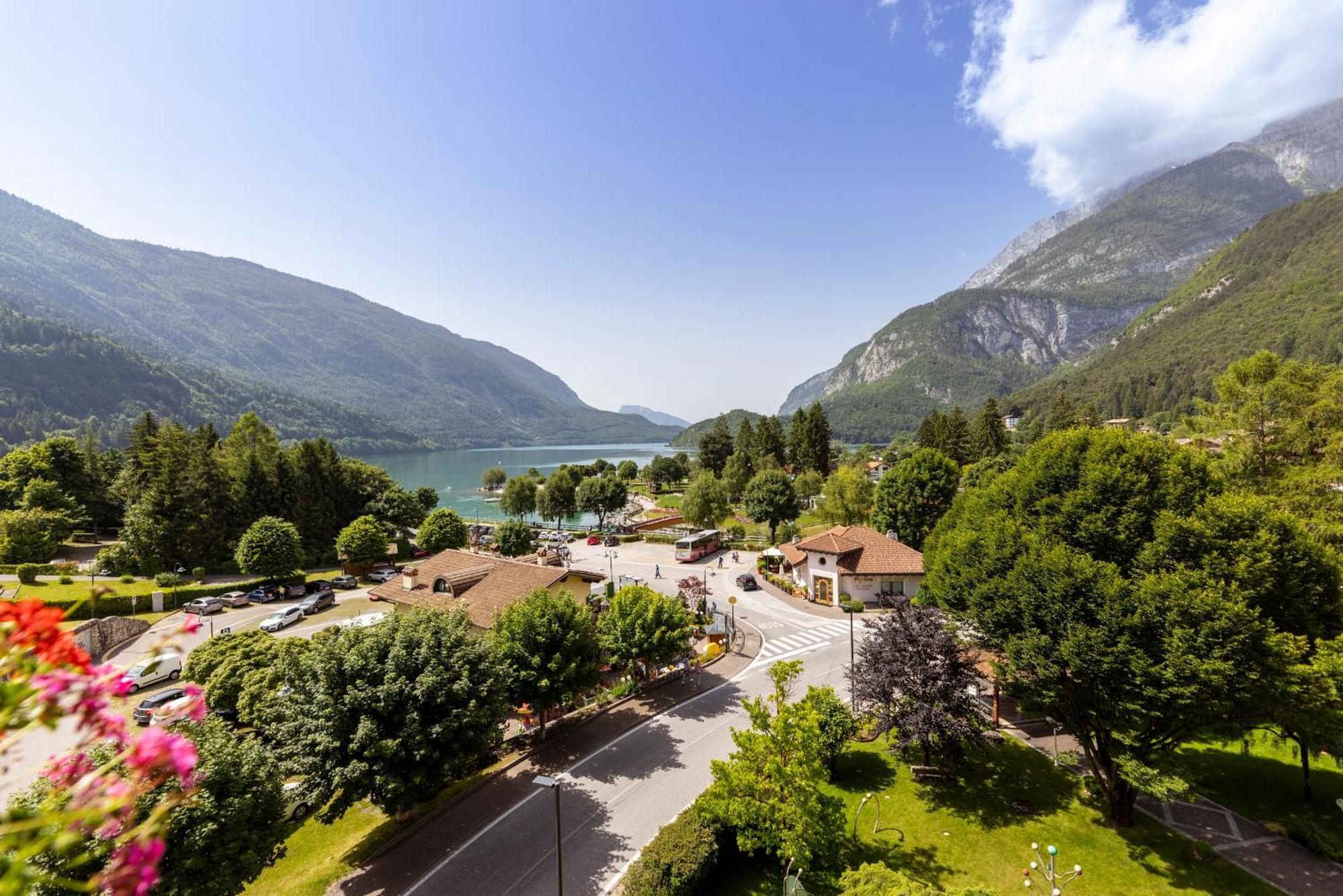Hotel Lido - Slow & Natural Living Molveno Ngoại thất bức ảnh